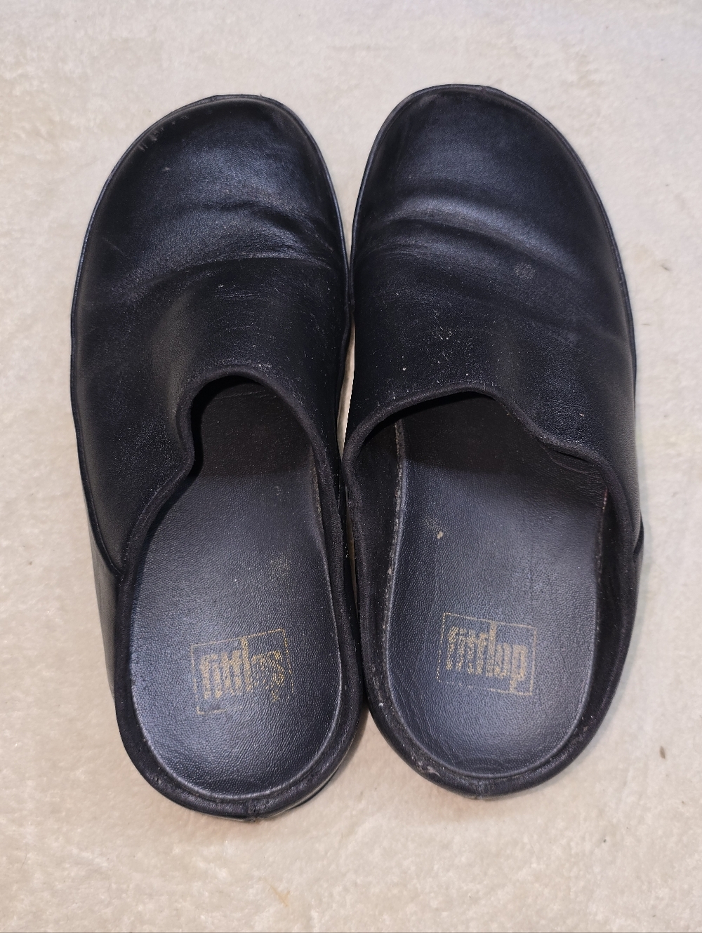 Microwobbleboard Black Slip On Clog Shoes Size 8 FitFlop